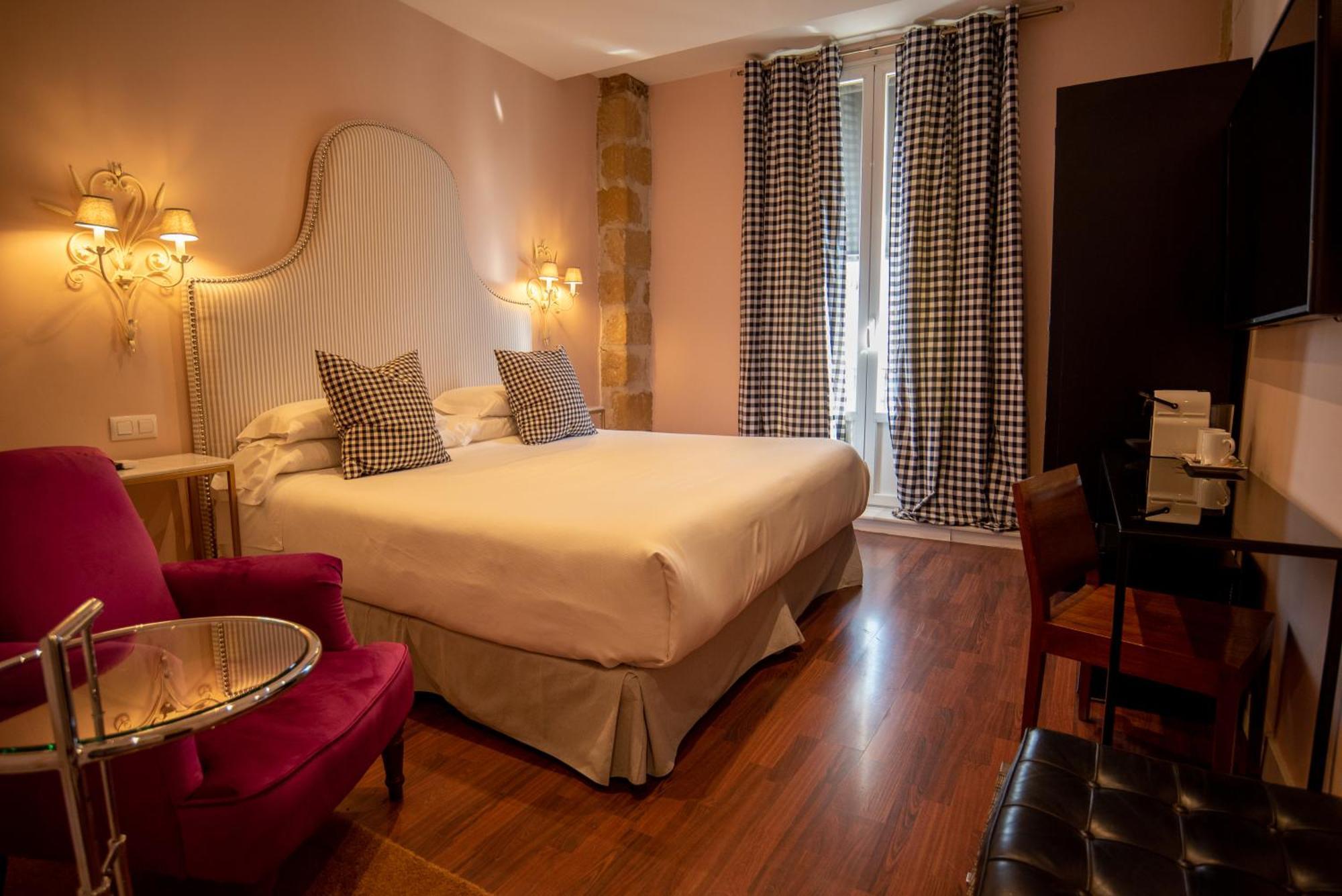 Double or Twin Room,1550020804:JPEG