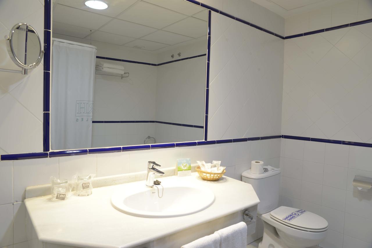 Habitación Doble (2 adultos + 1 niño)