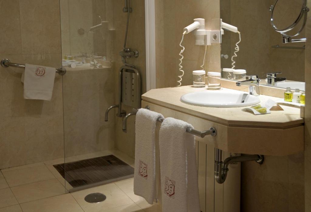 Standard Room,1655268501:JPEG